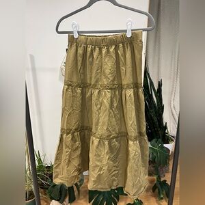 Women’s ROMWE Cotton/Poly Tiered Lace Maxi Skirt